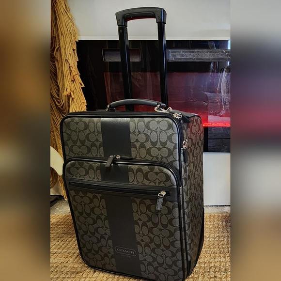 COACH Monogram Tan Camel Air Carry On Pull Bar Overhead Cruise Case Luggage NWT - Picture 4 of 7